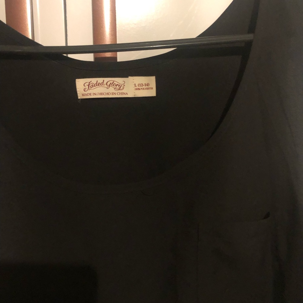 Black sleeveless blouse